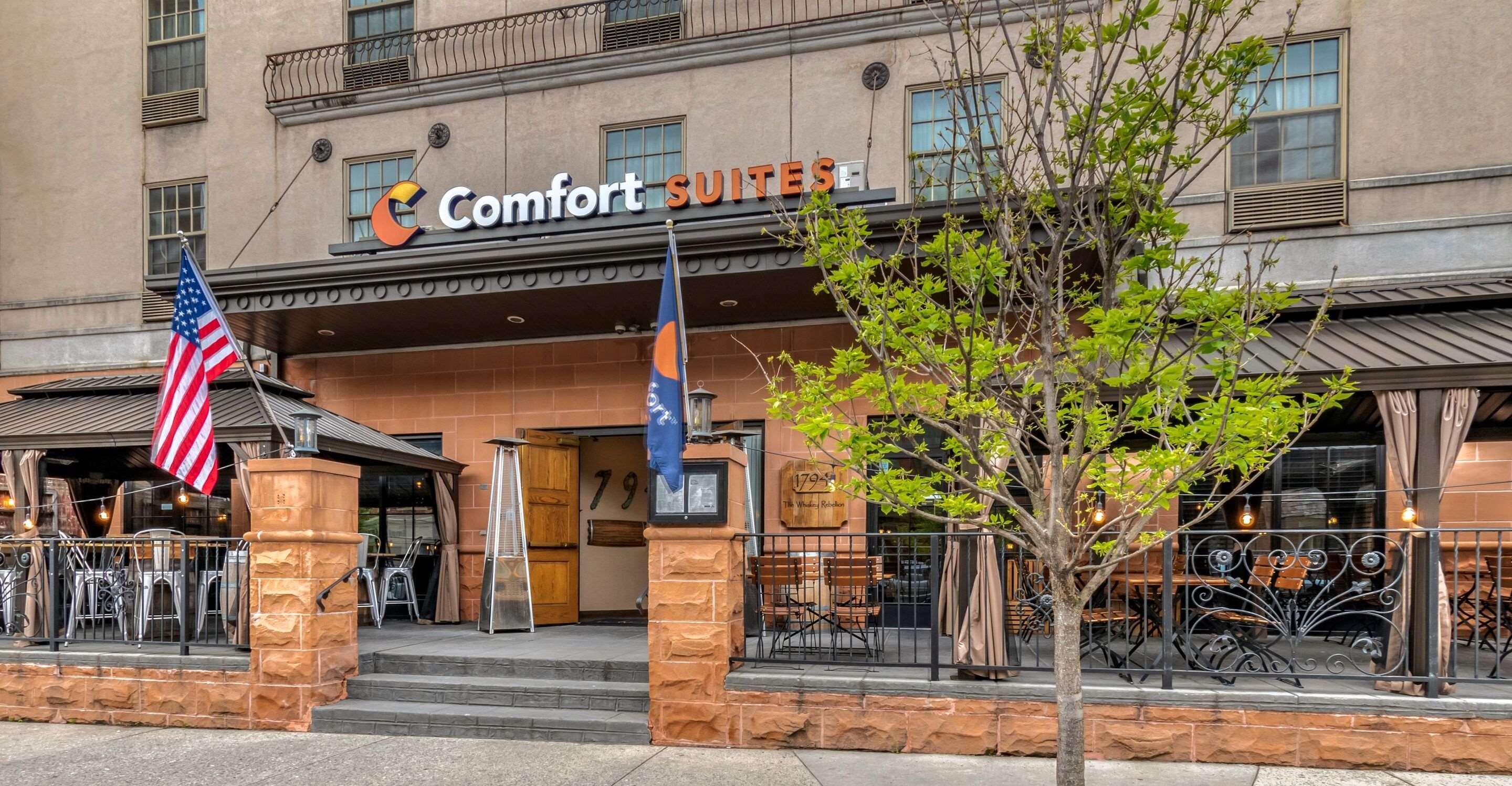 Comfort Suites Downtown Карлайл Екстер'єр фото
